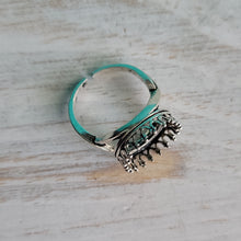 Load image into Gallery viewer, Bezel ring - mixed metal - adjustable