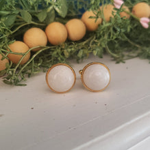 Load image into Gallery viewer, Gold Cufflinks