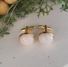 Load image into Gallery viewer, Gold Cufflinks
