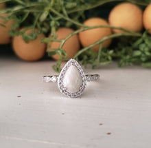 Load image into Gallery viewer, Athena