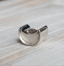 Load image into Gallery viewer, *NEW* LQ* Moon bead