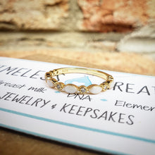 Load image into Gallery viewer, Classic Mother's Ring - Yellow Gold