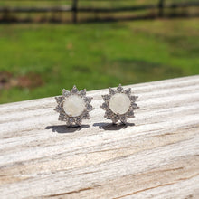 Load image into Gallery viewer, Sunflower Halo earrings
