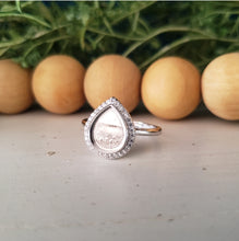 Load image into Gallery viewer, Milk Drop Halo ring