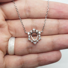 Load image into Gallery viewer, Winter choker necklace