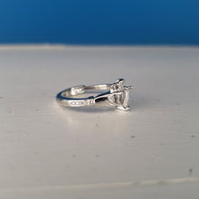 Load image into Gallery viewer, Claddagh