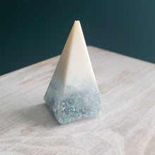 Load image into Gallery viewer, Ring Cone