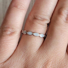 Load image into Gallery viewer, Marquee Mother's ring