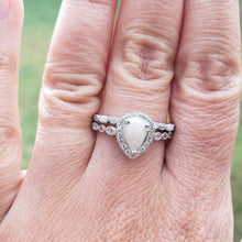 Load image into Gallery viewer, Athena