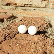 Load image into Gallery viewer, Round Bezel Studs