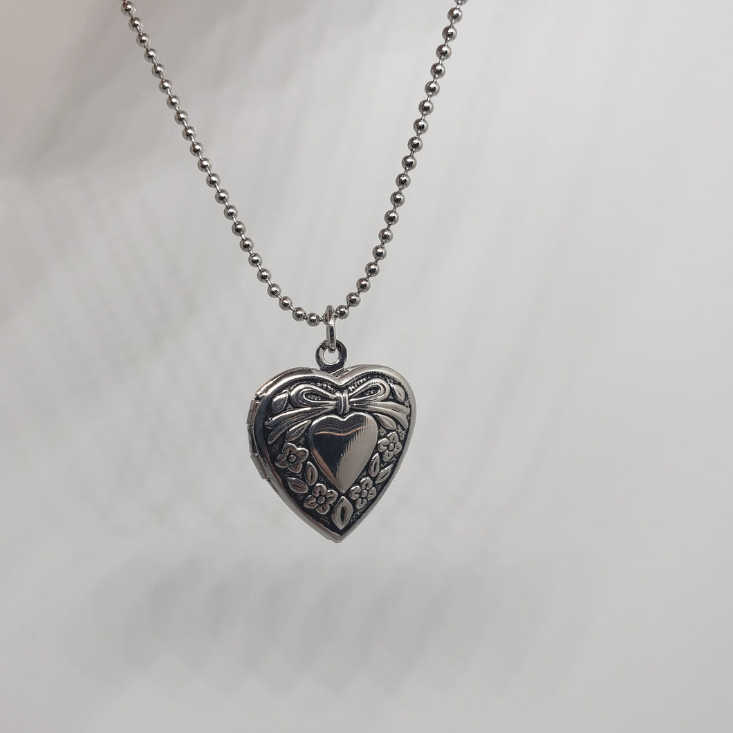 Simple Heart Locket