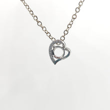 Load image into Gallery viewer, Dainty Heart pendant
