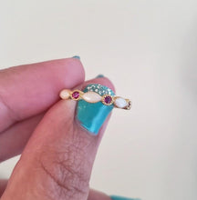 Load image into Gallery viewer, Birthstone Mother&#39;s ring - Yellow Gold
