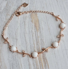 Load image into Gallery viewer, Moonflower braclet
